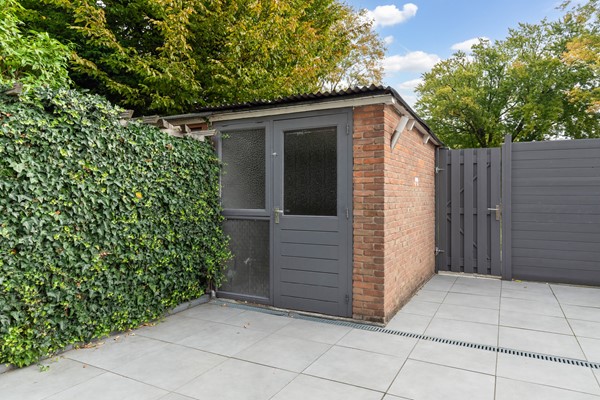 Medium property photo - Van Bosseplantsoen 8, 3317 PH Dordrecht